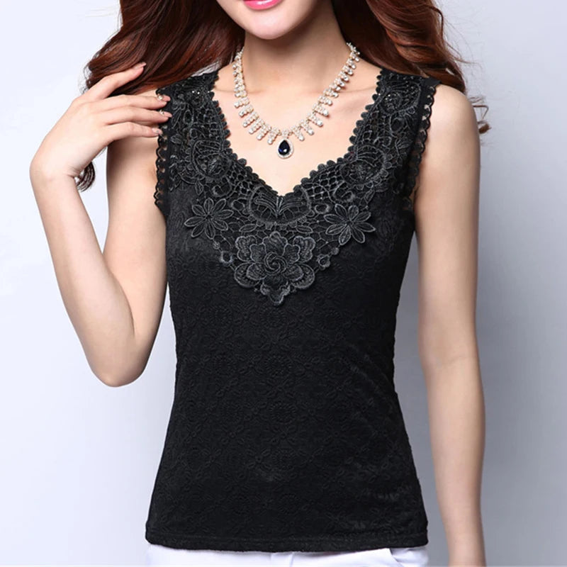 Lace Elegant Sleeveless Blouse for Plus Size Women