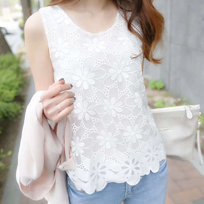 Lace Elegant Sleeveless Blouse for Plus Size Women